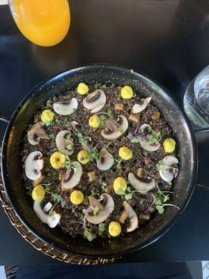 Paella at Wild Food in Granada