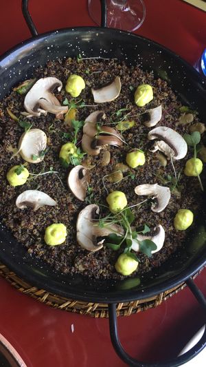 “Paella” de quinoa  at Wild Food in Granada