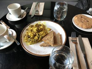Tofu scramble and a chocolate chip cookie at Wild Food in Granada