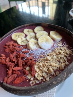 Acai bowl at Wild Food in Granada