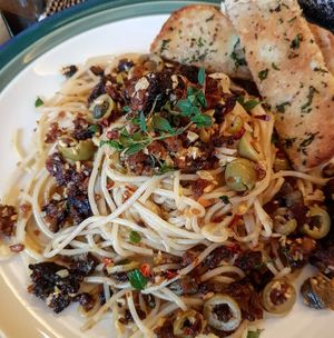 Spaghetti Aglio e Olio with The Good Choices PLANT-BASED Longganisa crumbles, chili flakes, and fresh oregano.

#wearefilipinoplantbased  at The Good Choices Ph in Metro Manila