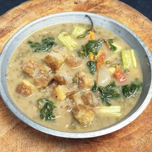 Make it extra special with The Good Choices Pork Belly. Just chop, fry until golden brown, and add to you signature Ginisang Munggo recipe. 

#youwontbelieveitsnotmeat at The Good Choices Ph in Metro Manila