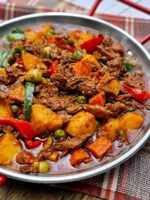 Make home-cooked plant-based meals for you and your family without the homework! Try The Good Choices Heat-&-Eat products today and learn what healthy convenience is all about.
 at The Good Choices Ph in Metro Manila