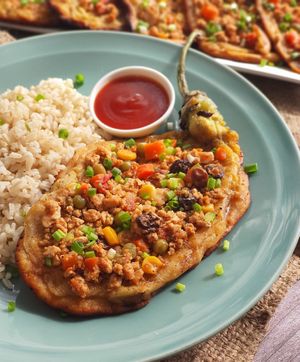 📷 Eggless Tortang Talong with Giniling using TGC Picadillo!💯

#youwontbelieveitsnotmeat #wearefilipinoplantbased #filipinoveganmovement at The Good Choices Ph in Metro Manila