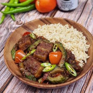 📷 Pork Binagoongan using The Good Choices Pork Belly and Bagoong

#youwontbelieveitsnotmeat #wearefilipinoplantbased #filipinoveganmovement at The Good Choices Ph in Metro Manila