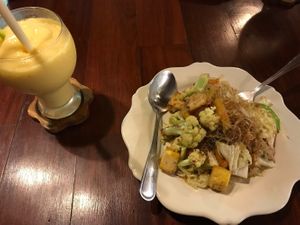 Food at NumNgern in Khao Sok