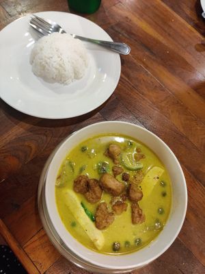 Red curry with rice at NumNgern in Khao Sok