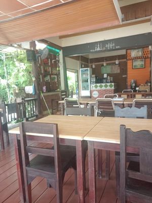  at NumNgern in Khao Sok