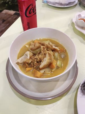 Red curry at NumNgern in Khao Sok