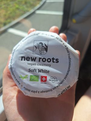  at New Roots in Oberdiessbach