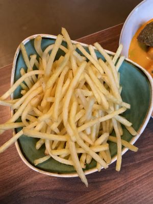 Patatoe staws  at Depot in Ypres