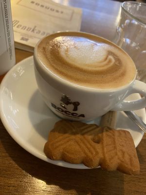 ☕️   at Robuust Foodies & Goodies in Den Helder