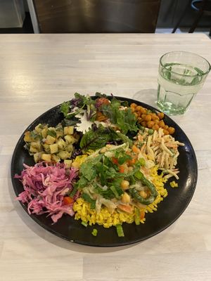 Day’s plate  at Anne's Vege in Espoo