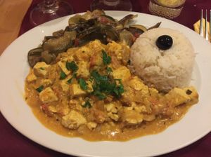 Mango Tofu Curry (vegan) at Os Tibetanos in Lisbon