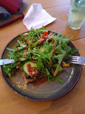 Pesto aubergine on a toast 🤤 at TICH Healthy Living in Brussels