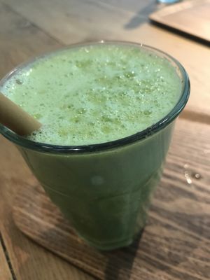 Green juice  at TICH Healthy Living in Brussels
