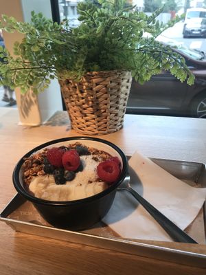 Acai bowl at TICH Healthy Living in Brussels