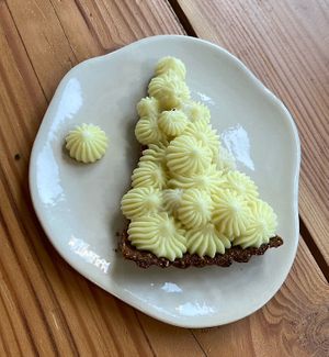 Lemon pie  at Grand Ours in Poitiers