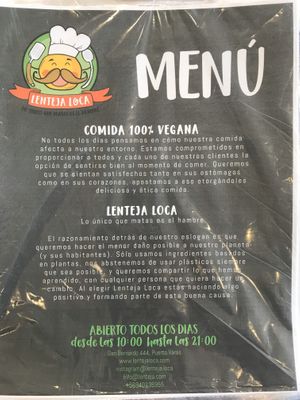 Menu presentation at Lenteja Loca in Puerto Varas