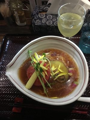 I was excited to go here but aside from the friendly staff, it was BAD. The vegan ramen soup & karaage was so salty! I couldn’t drink the soup. Feel sick now. Not worth the 3000y at Shinjukugyoen Ramen Ouka in Tokyo