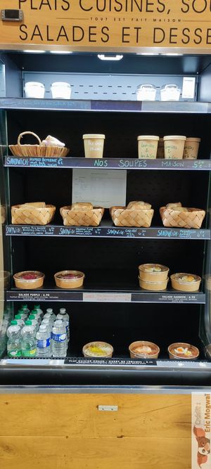 Salad and sweet at Vertus in Paris