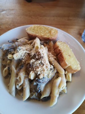 Mushroom stroganoff with garlic bread at Vertical Diner in Salt Lake City