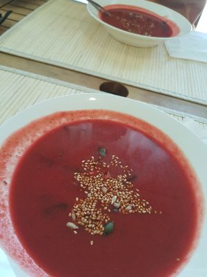 Sopa beterraba at Bosque in Sintra