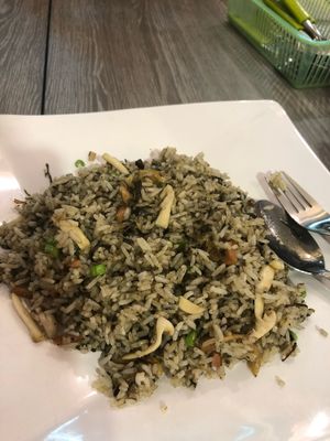 Olive fried rice at SuPerb 素Perb in East Singapore