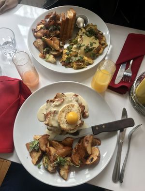 Weekend brunch at Mythology in Toronto
