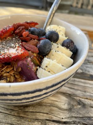 I loved the texture in this bowl.  at Beloved Natural Cafe & Organic Juicery in San Francisco