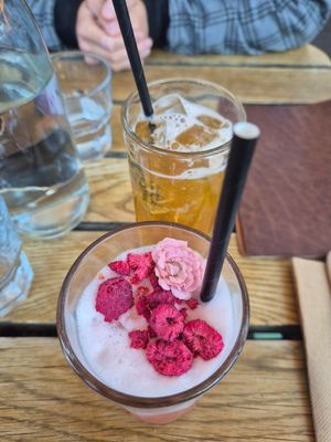 Mocktail and kombucha at Yonder in Queenstown