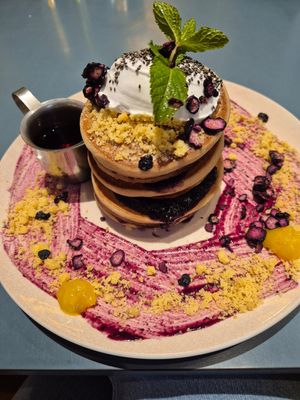Blueberry pancakes at Yonder in Queenstown