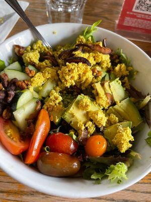 Avocado Club Salad 😍 at City O' City in Denver