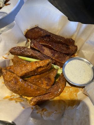Seitan wings  at City O' City in Denver