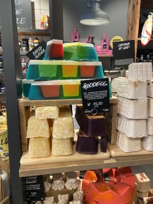   at LUSH - Rotenturmstr in Vienna
