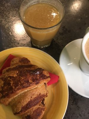 Breakfast  at L'Orto Bistrot in Turin