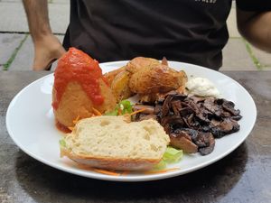 Arancini with 2 sides at L'Orto Bistrot in Turin