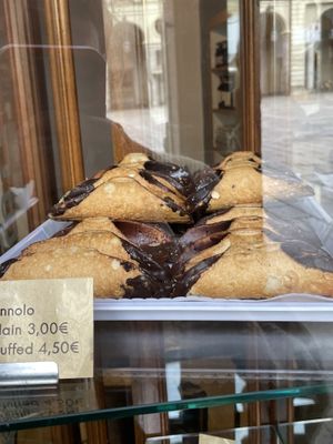 Veganes Gebäck  at L'Orto Bistrot in Turin