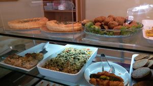 Main dish options at L'Orto Bistrot in Turin