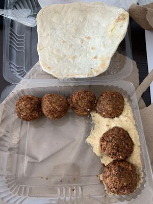 Falafel set at Veggie Happy in Queretaro