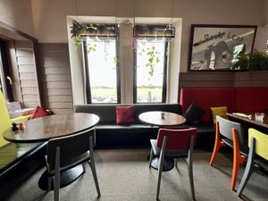 Tables  at Roos Leap in Montrose