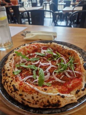 Pizza Ungherese with the Canotto dough, August 2023 at Vegazzi Specialty Pizzeria in Budapest