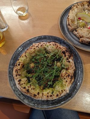Pizza Verde at Vegazzi Specialty Pizzeria in Budapest