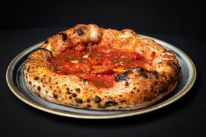 Pizza Marinara at Vegazzi Specialty Pizzeria in Budapest