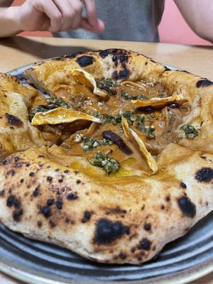 Bbq pizzaa  at Vegazzi Specialty Pizzeria in Budapest