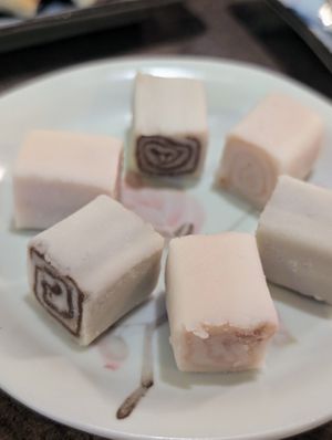 Smooth bean paste roll at Zhu Li Guan in Taipei