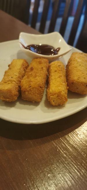 Fingers at Slices in Osaka