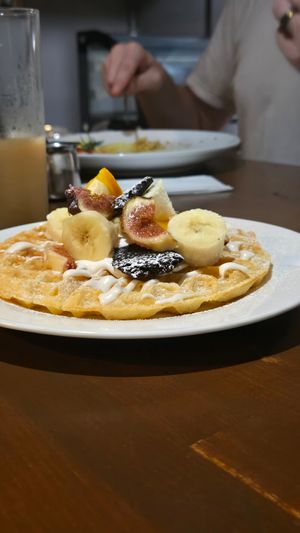 Waffle (brunch item) at Slices in Osaka