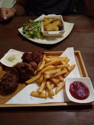'vegan' lasagne and 'fish & chips' at Slices in Osaka