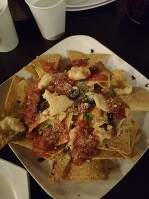 Vegan nachos at Slices in Osaka